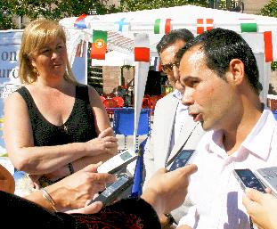  Asuntos Europeos presentó en Torrelavega la campaña informativa Conoce Europa
