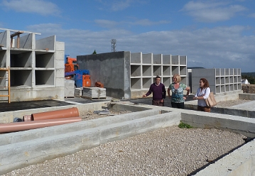 El PSOE visita las obras del cementerio de Barreda