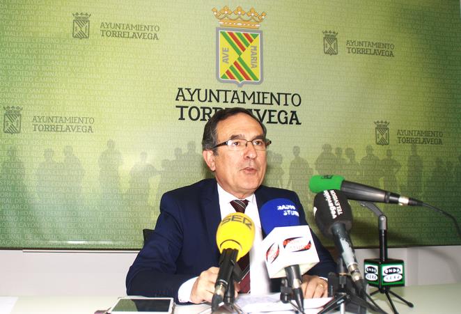 José Manuel Cruz Viadero, Alcalde de Torrelavega