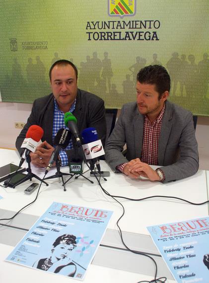 Fernando Martínez (Fermar Eventos) y el concejal Jesús Sánchez / Torrelavega acogerá una feria de moda y belleza