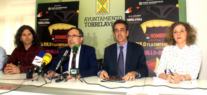 Presentación de "Rock en la feria" en el Ayuntamiento de Torrelavega