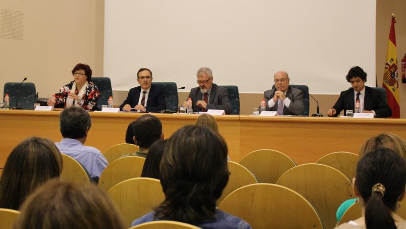 Inaugurados los Cursos de Verano de la Universidad de Cantabria en Torrelavega