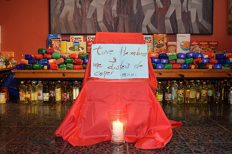 El Colegio La Paz recoge más de 1.100 kilos de alimentos en su campaña solidaria