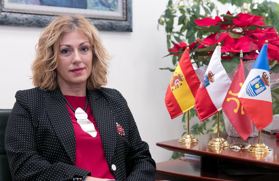 Rosa Díaz Fernández, alcaldesa de Polanco - El TSJC desestima el recurso de un particular que pedía anular el PGOU de Polanco