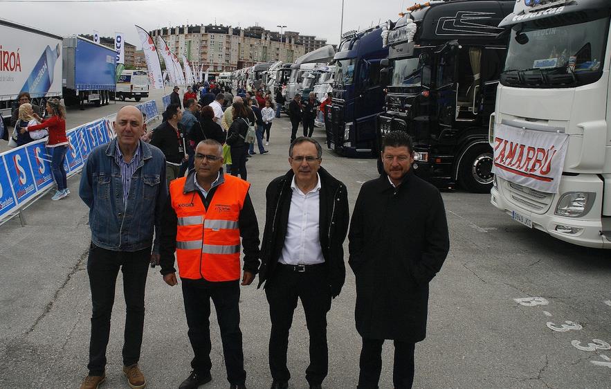 Cruz Viadero inaugura el IX Truck Show Festival de Torrelavega