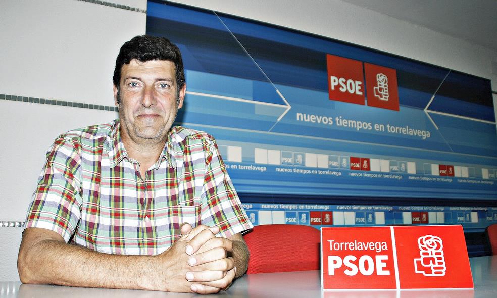Bernardo Bustillo, Secretario General del PSOE de Torrelavega, en una imagen de archivo