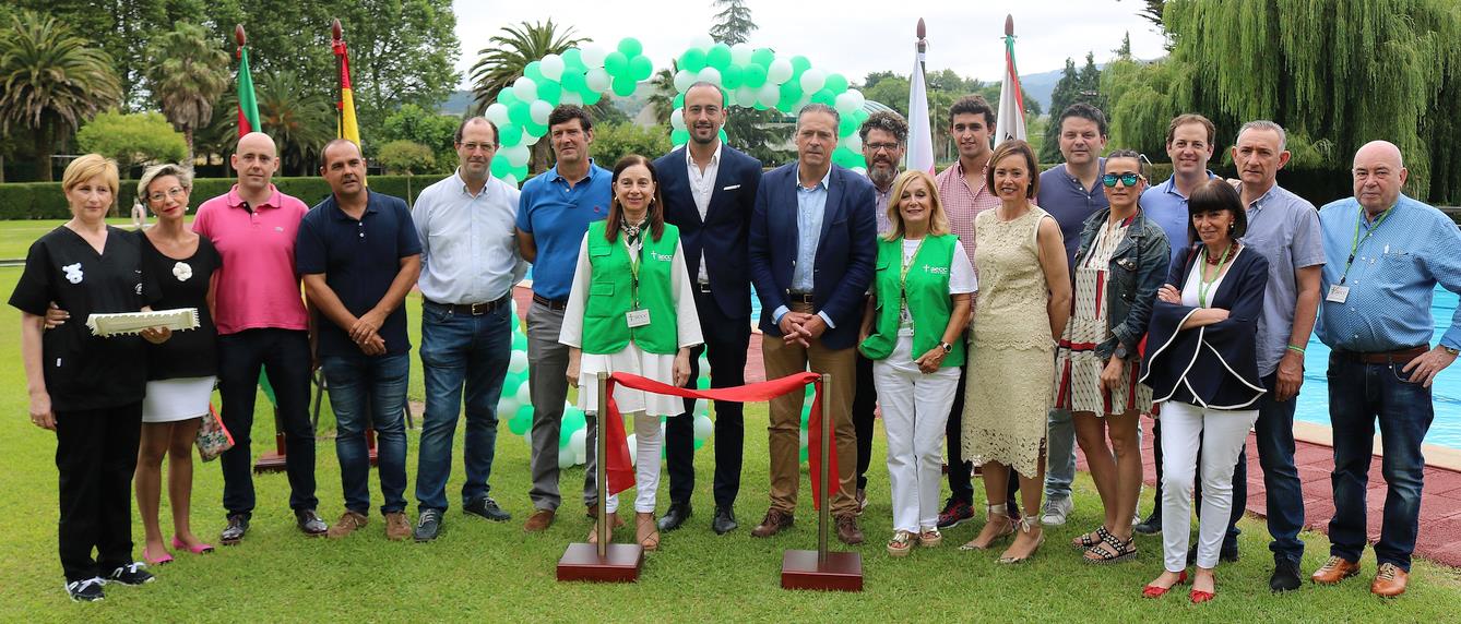 El Alcalde inaugura el CRMartet y Gran Fiesta Solidaria a favor de la AECC en la sede deportiva del Círculo de Recreo