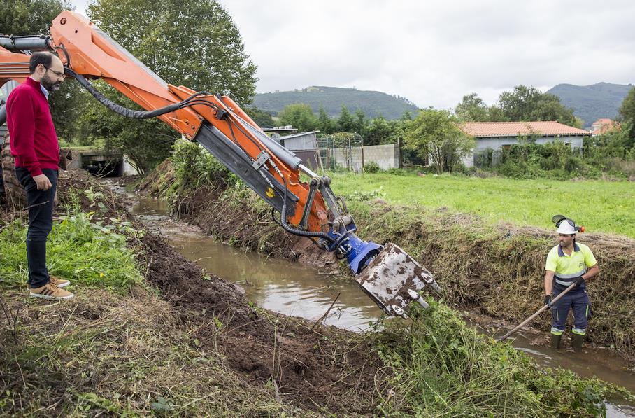  Torrelavega acondiciona sus ríos y arroyos para prevenir inundaciones y desbordamientos