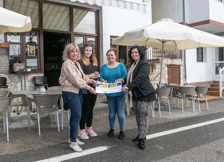 Vecinos de Mar recaudan dinero en sus fiestas para familias necesitadas del municipio