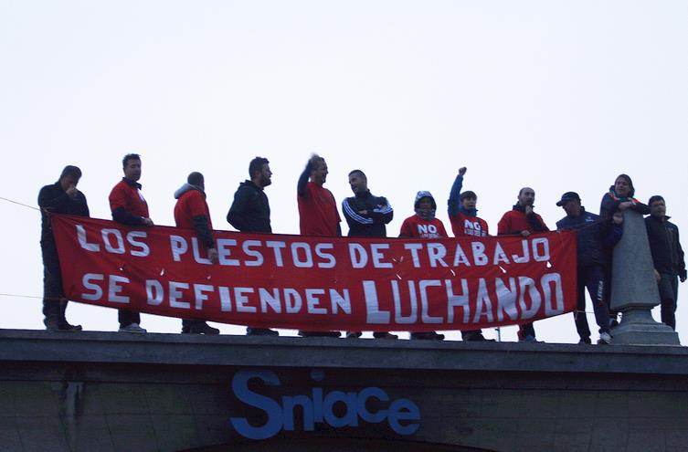 En la imagen de archivo manifestaciones de los trabajadores de Sniace