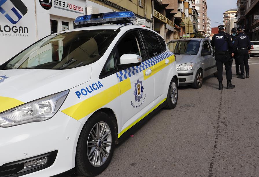 Controles de Policía Local y Policía Nacional en Torrelavega