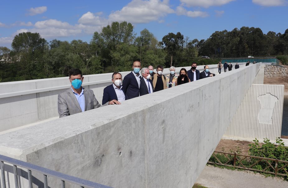  Inaugurada la pasarela peatonal y ciclable sobre el Saja-Besaya