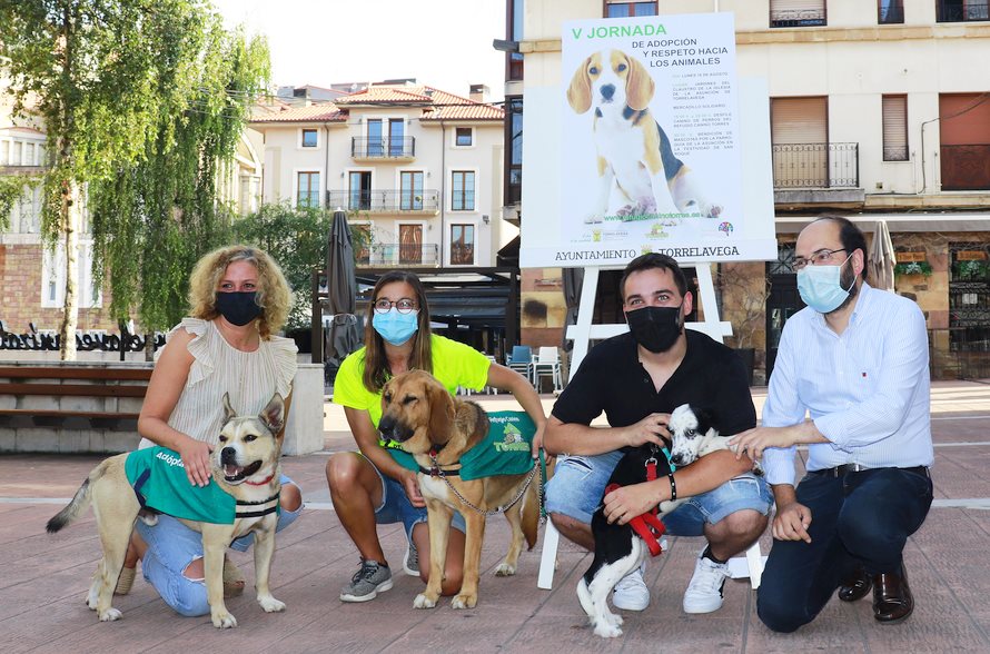  El Ayuntamiento de Torrelavega presenta la V Jornada de adopción y respeto hacia los animales