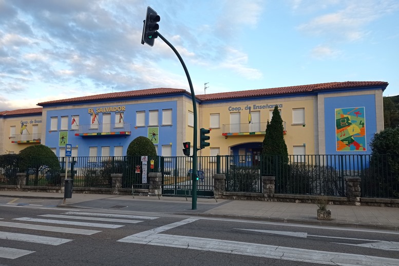 Colegio El Salvador en Barreda