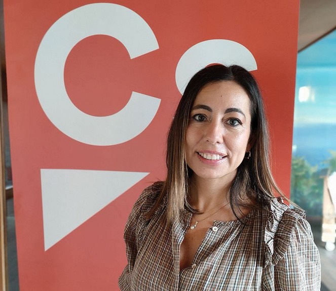 Ruth Pérez: “El inmovilismo del equipo de gobierno está frenando el crecimiento económico de Suances”