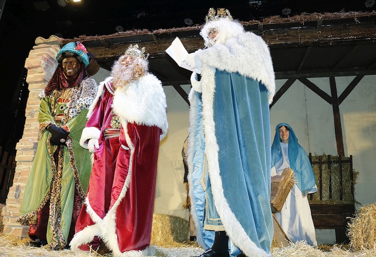 En la imagen de archivo los Reyes Magos en Torrelavega, antes de que la pandemia de covid-19 nos cambiara la vida