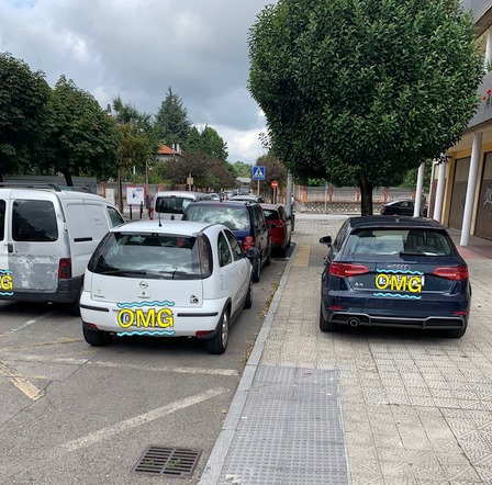 La Mesa de Movilidad del Besaya pide al Ayuntamiento que persiga con 'más dureza' el aparcamiento irregular