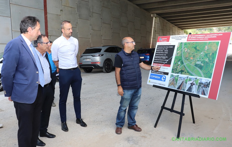 Obras Públicas renueva la red de saneamiento y alcantarillado del Barrio de Caseríos en Sierrapando