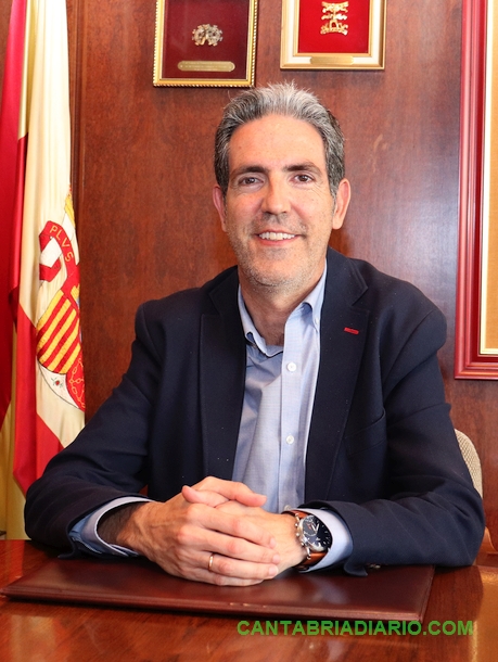 Carlos Augusto Carrasco, presidente de la Cámara de Comercio de Torrelavega