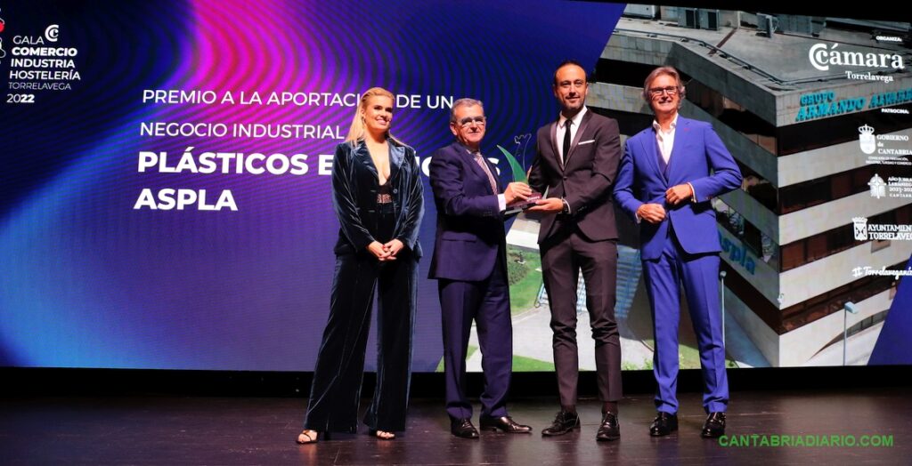 Torrelavega celebra la I Gala del Comercio, Industria y Hostelería