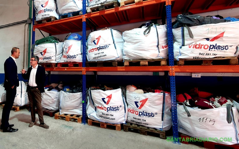 Torrelavega recoge 8.600 kilos de ropa y calzado a través de su servicio ‘puerta a puerta’