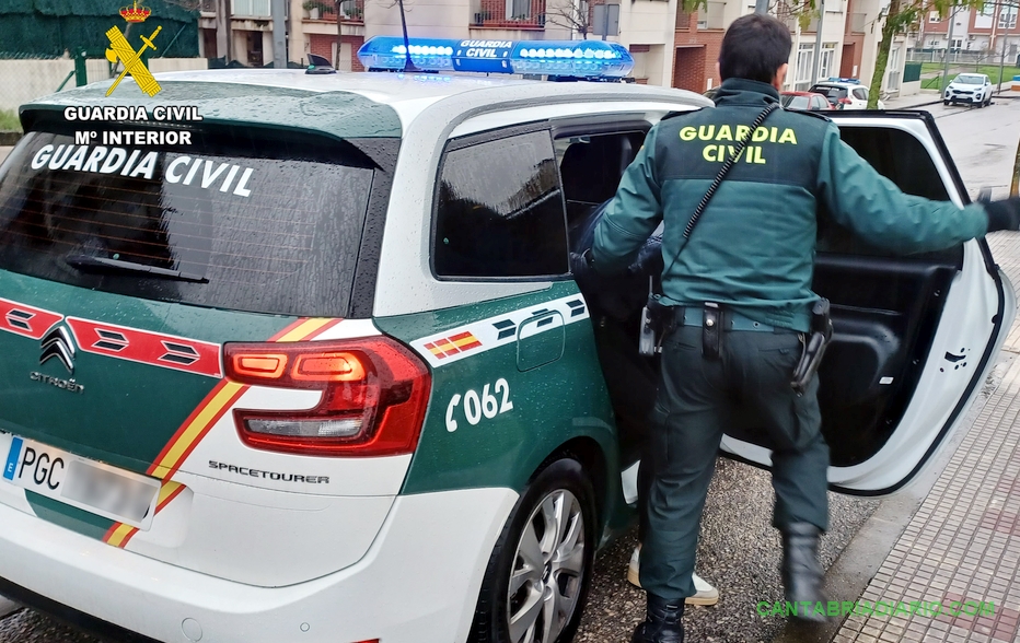 Detenido el presunto autor del alunizaje en un supermercado de San Felices de Buelna