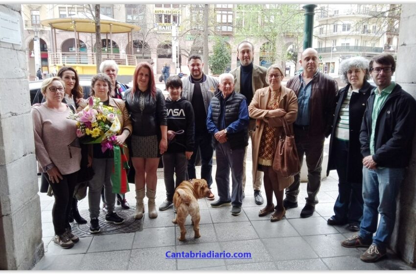 El quiosco de la Plaza Mayor ya no está y una placa conmemora sus 80 años de historia