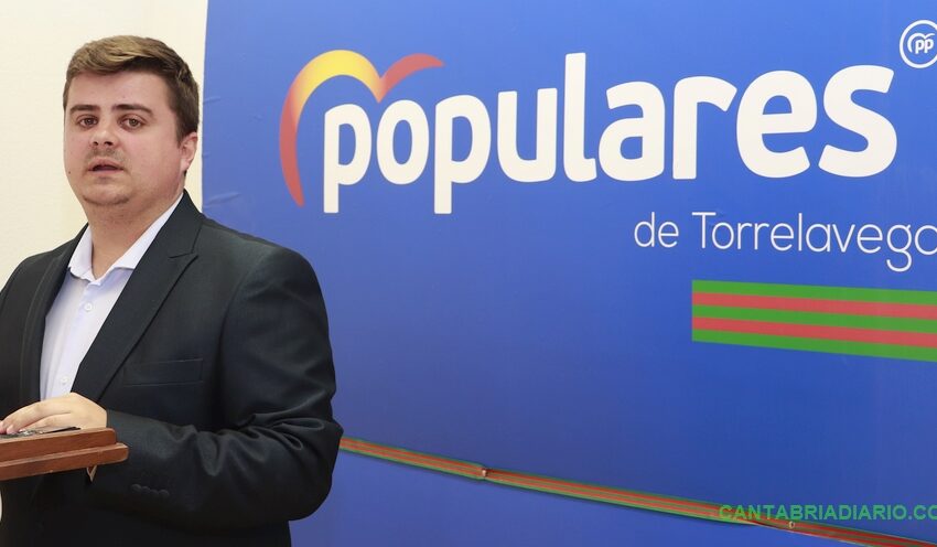 El candidato del PP se pregunta “dónde está la reapertura de las minas, donde está la ciudad del cine, dónde está el parque acuático de Sierrallana”. “No hay una sola obra de atracción de empleo, de empresas, de dinamización del comercio real y sólida”