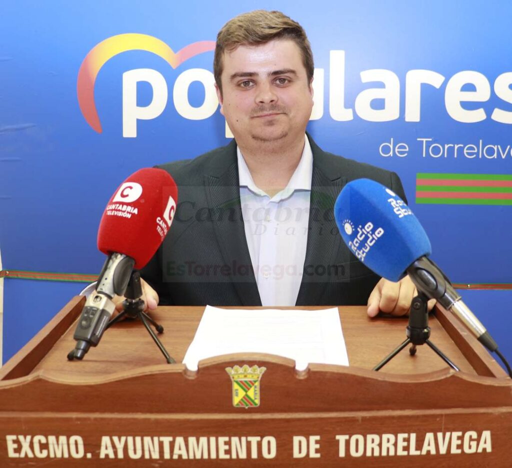 Miguel Ángel Vargas - (C) Foto: David Laguillo/CANTABRIA DIARIO - Vargas pide a López Estrada que "cambie el rumbo y apueste por Torrelavega o se haga a un lado"