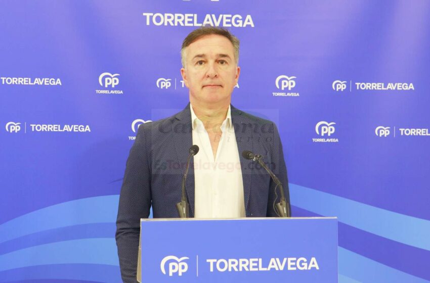 Enrique Gómez Zamanillo - "Los comerciantes de Torrelavega tienen un enemigo más: el gobierno PRC-PSOE", afirma el PP