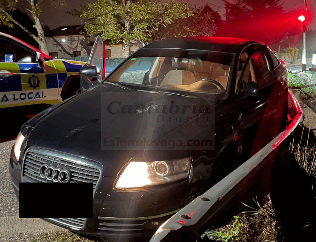 Sin carnet y a toda velocidad, la Policía busca al conductor