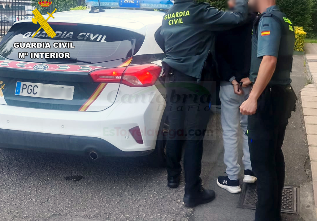 Detenido en Reocín por varias estafas con tarjetas bancarias robadas