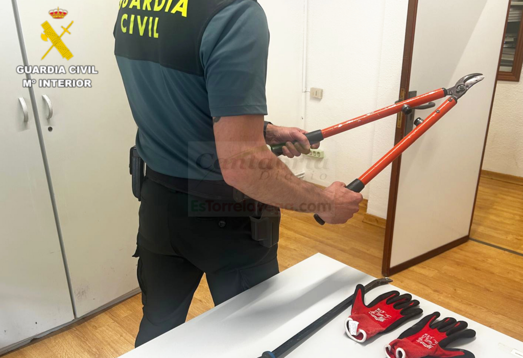 La Guardia Civil impide un robo de cable de cobre en una estación eléctrica de Reocín